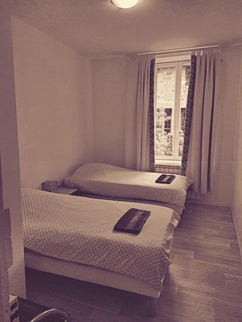 Au Coeur De Saint Agreve -Sejour Chez L'Habitant Buitenkant foto